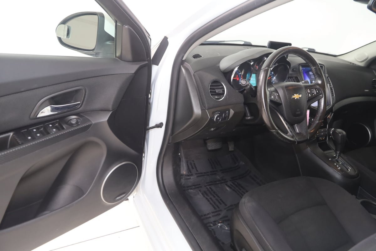 Used 2014 Chevrolet Cruze LT w/ All-Star Edition FWD image 39