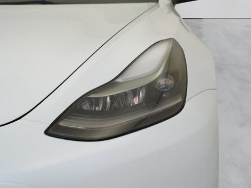 Used 2023 Tesla Model 3 Standard Range RWD image 39