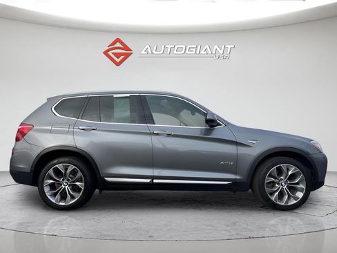 Used 2017 BMW X3 xDrive35i image 9