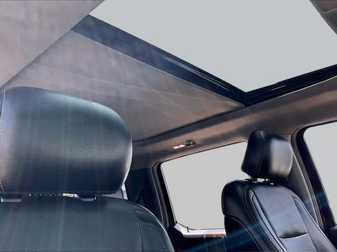 Used 2017 Ford F150 Lariat AWD/4WD image 14
