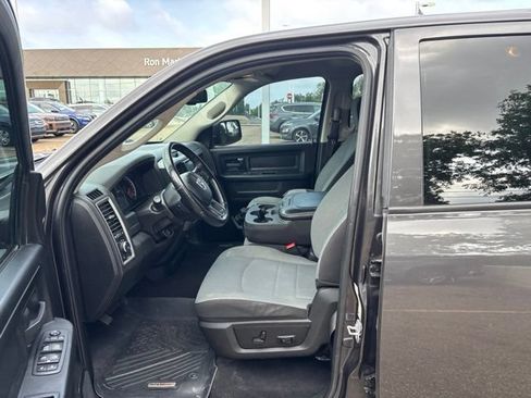 Used 2022 RAM 1500 Express w/ Wheel & Sound Group AWD/4WD image 5