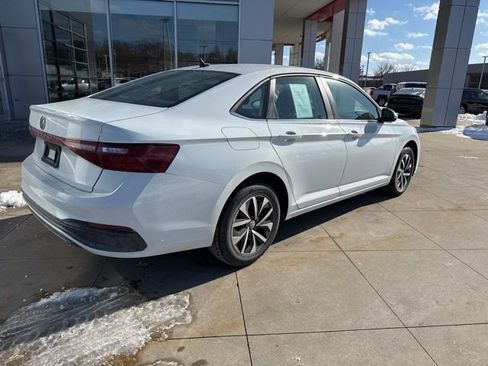 Used 2025 Volkswagen Jetta S image 7