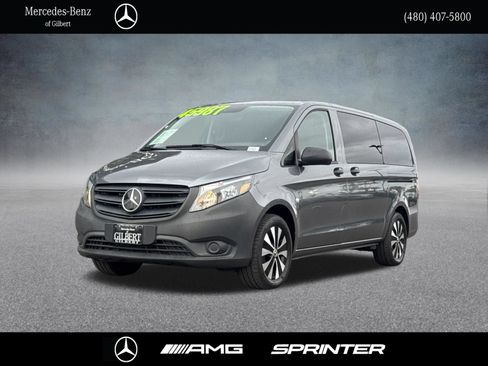 Used 2023 Mercedes-Benz Metris Passenger image 1