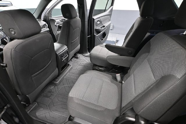Used 2023 Chevrolet Traverse LT w/ LPO, Floor Liner Package AWD/4WD image 29