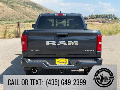 Used 2025 RAM 1500 Big Horn AWD/4WD image 4