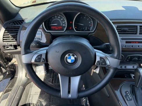 Used 2004 BMW Z4 3.0i image 19