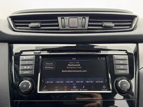 Used 2020 Nissan Rogue Sport S w/ Appearance Package image 16