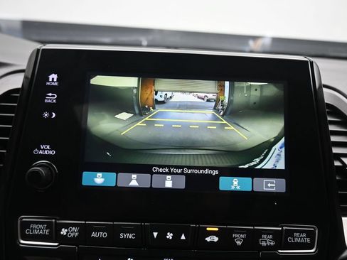 Used 2022 Honda Odyssey Touring image 21