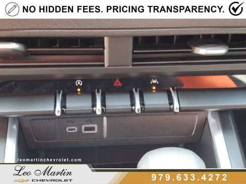 Used 2025 Chevrolet Colorado W/T w/ WT Convenience Package II RWD image 25