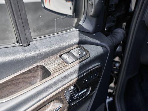 Used 2024 Mercedes-Benz Sprinter 3500 w/ Parking Package image 28