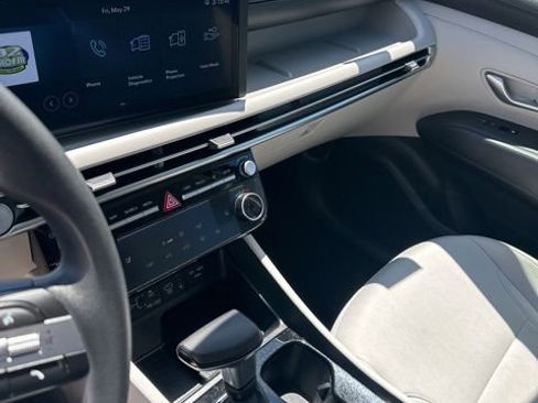 Used 2025 Hyundai Tucson SEL AWD/4WD image 28