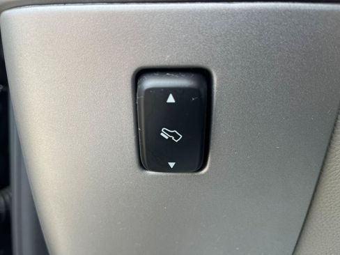 Used 2014 Ford Expedition Limited w/ Equipment Group 301A AWD/4WD image 37