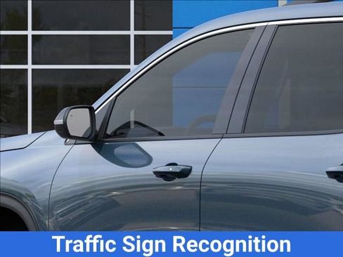 New 2026 Chevrolet Traverse LT w/ Driver Confidence Package image 12