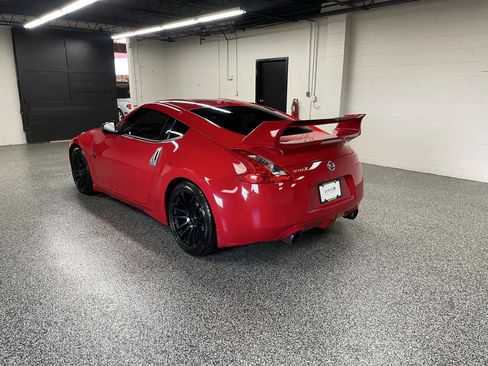 Used 2014 Nissan 370Z Touring w/ Sport Package RWD image 8