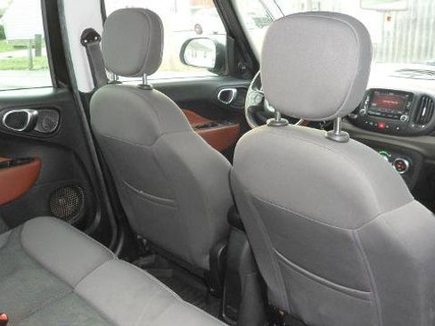 Used 2014 FIAT 500L Trekking w/ Popular Equipment Group image 14