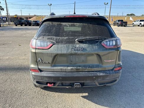 Used 2021 Jeep Cherokee Trailhawk w/ Sun, Sound & Nav Group AWD/4WD image 7