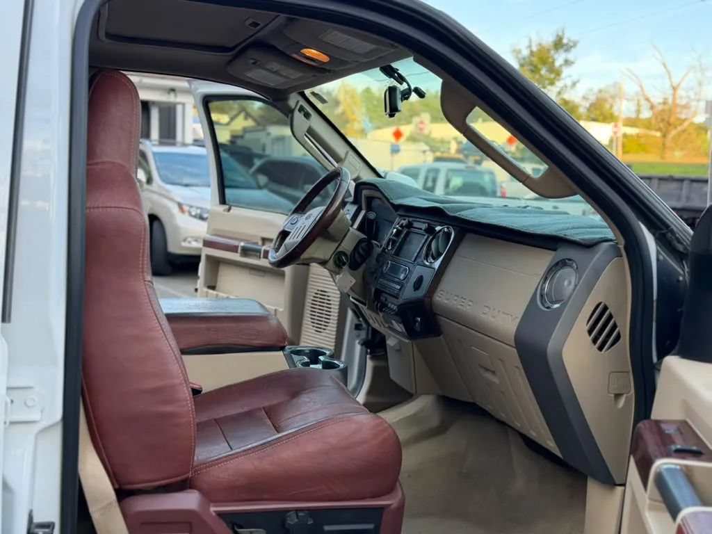 Used 2009 Ford F350 Lariat AWD/4WD image 17