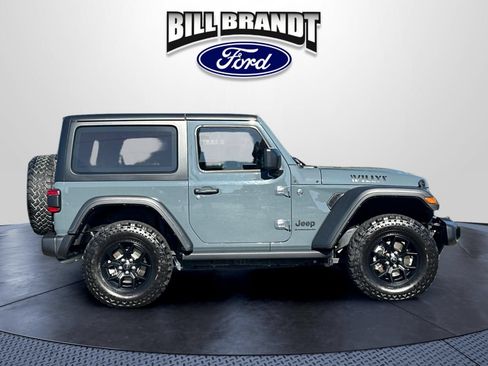 Used 2024 Jeep Wrangler Sport AWD/4WD image 2