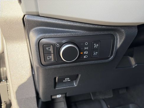 Used 2021 Ford Bronco Badlands image 39