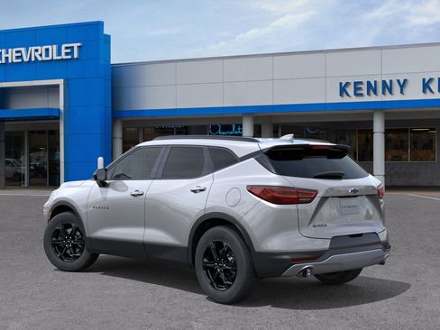 New 2026 Chevrolet Blazer LT w/ Convenience Package image 3