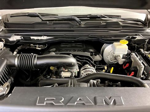 Used 2019 RAM 1500 Big Horn image 31