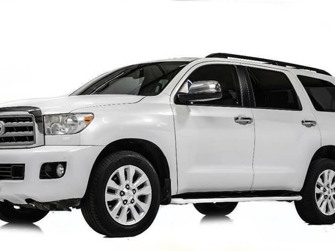 Used 2011 Toyota Sequoia Platinum RWD image 2