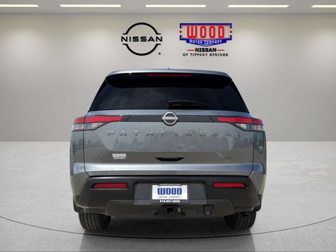 New 2026 Nissan Pathfinder SV w/ SV Premium Package AWD/4WD image 3