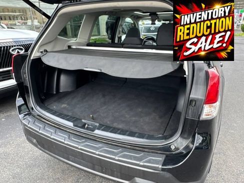 Used 2021 Subaru Forester Premium AWD/4WD image 21