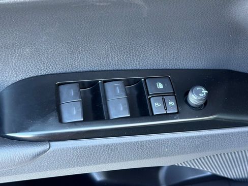 New 2026 Toyota Camry SE FWD image 11