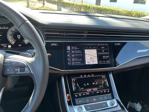 Used 2025 Audi Q7 3.0T Premium Plus w/ Premium Plus Package image 32