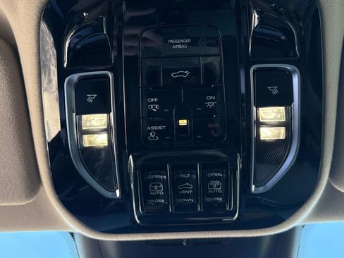 Used 2023 Maserati Grecale GT image 24