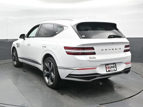 Used 2025 Genesis GV80 2.5T Prestige AWD/4WD image 10
