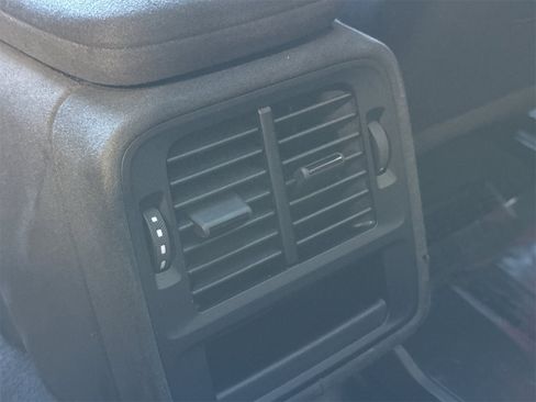 Used 2023 Porsche Taycan GTS image 15