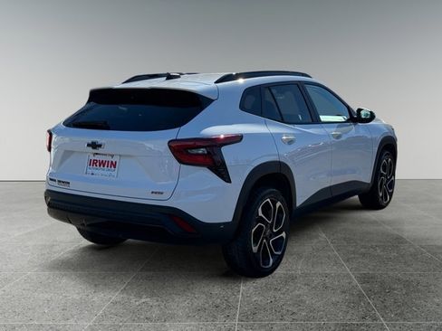 Certified 2024 Chevrolet Trax RS image 5