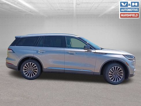Used 2023 Lincoln Aviator Reserve AWD/4WD image 23