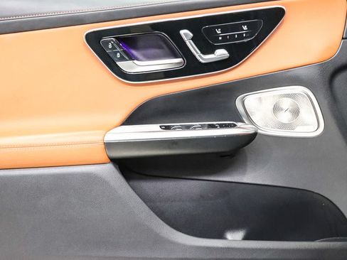 Used 2023 Mercedes-Benz GLC 300 image 22