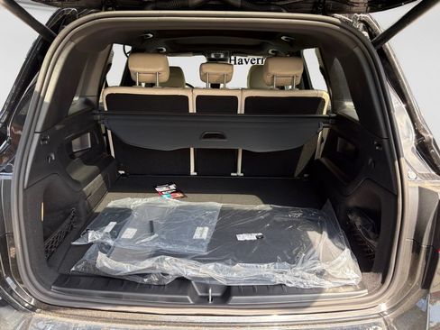 New 2026 Mercedes-Benz GLB 250 4MATIC image 19