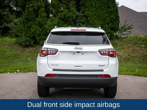 Used 2024 Jeep Compass Latitude AWD/4WD image 6