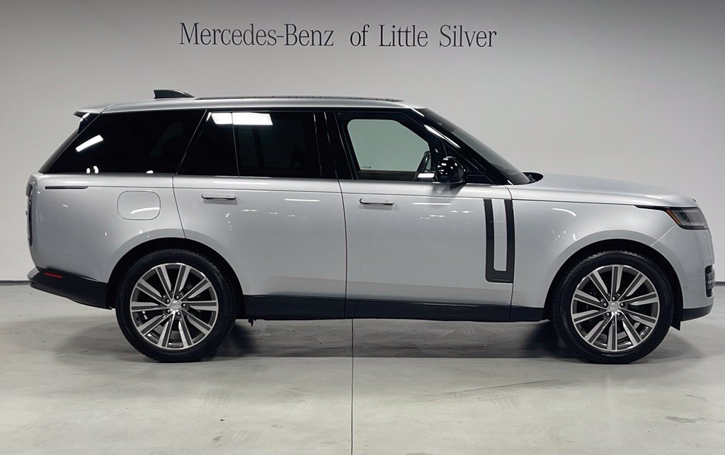 Used 2023 Land Rover Range Rover Autobiography AWD/4WD image 7