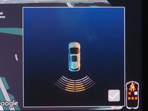 Used 2024 Chevrolet Equinox EV RS FWD image 18
