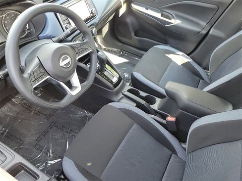 New 2025 Nissan Versa SV w/ Trunk Package FWD image 13