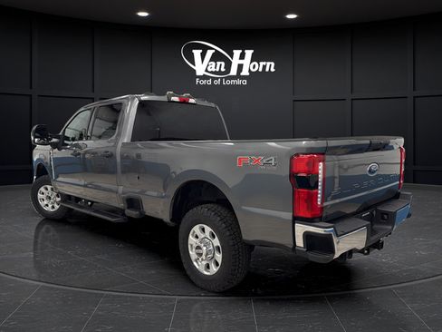 Used 2024 Ford F350 XLT w/ 360-Degree Camera Package AWD/4WD image 5