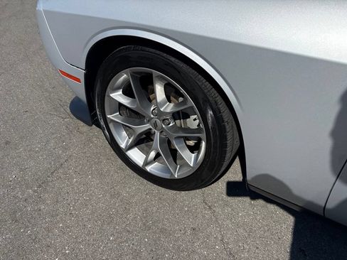 Used 2022 Dodge Challenger GT RWD image 7