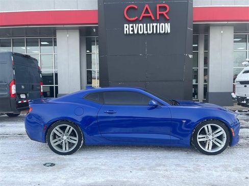 Used 2017 Chevrolet Camaro LT w/ RS Package image 8