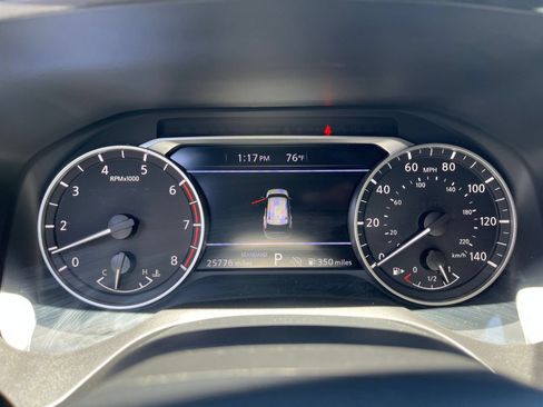 Used 2025 Nissan Rogue SV FWD image 42