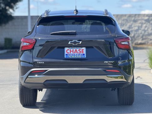 New 2026 Chevrolet Trax ACTIV w/ Driver Confidence Package FWD image 6
