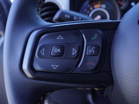 Used 2024 Jeep Wrangler Unlimited Sport AWD/4WD image 14