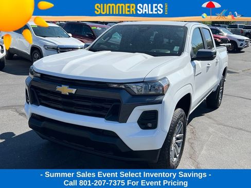 Used 2024 Chevrolet Colorado LT w/ LT Convenience Package AWD/4WD image 2