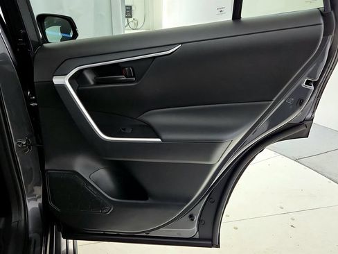 Certified 2025 Toyota RAV4 LE FWD image 27