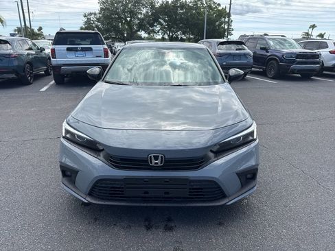 Used 2025 Honda Civic Sport image 2